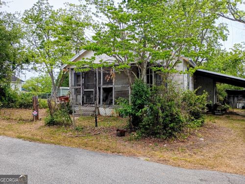 317 Poplar St, Swainsboro, GA, 30401-5442 | Card Image