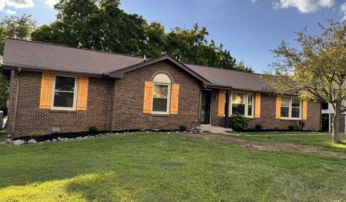 318 Donna Dr, Hendersonville, TN, 37075-4112 | Card Image