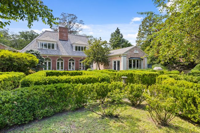 37 Green Acre Ln, House other with 7 bedrooms, 6 bathrooms and null parking in Westport CT | Image 22