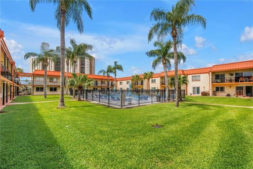 27-10365 Paradise Blvd, TREASURE ISLAND, FL, 33706-3161 | Card Image