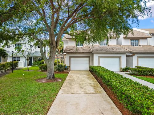 12598 Westhampton Cir, Wellington, FL, 33414-5581 | Card Image