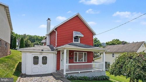 18 Gruver St, Nanticoke, PA, 18634-4206 | Card Image