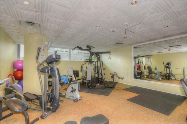 APT-1404 - 1340 S Ocean Blvd, Condo with 2 bedrooms, 2 bathrooms and null parking in Pompano Beach FL | Image 45