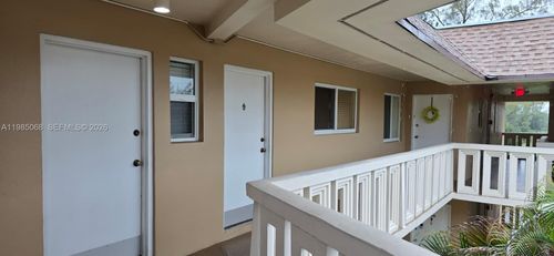 d305-7400 Miami Lakes Dr, Miami Lakes, FL, 33014-6829 | Card Image