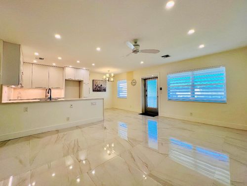 204 Bedford H, West Palm Beach, FL, 33417-2249 | Card Image