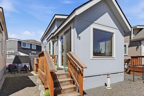 18617 W Williams Lake Rd, Cheney, WA, 99004-8957 | Card Image