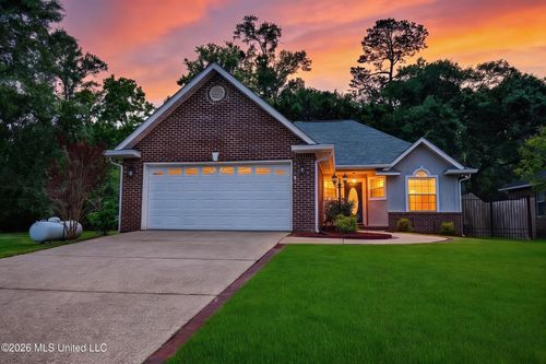 11607 Creekside Cv, Gulfport, MS, 39503-7011 | Card Image