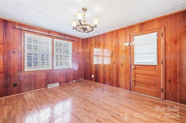 549 Scaleybark Rd, House other with 3 bedrooms, 2 bathrooms and null parking in Charlotte NC | Image 8