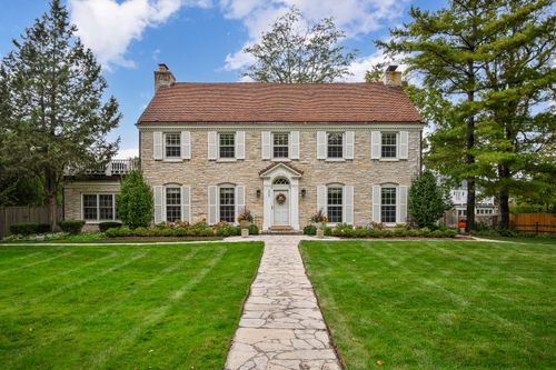 205 Scott Ave, Winnetka, IL, 60093-1529 | Card Image