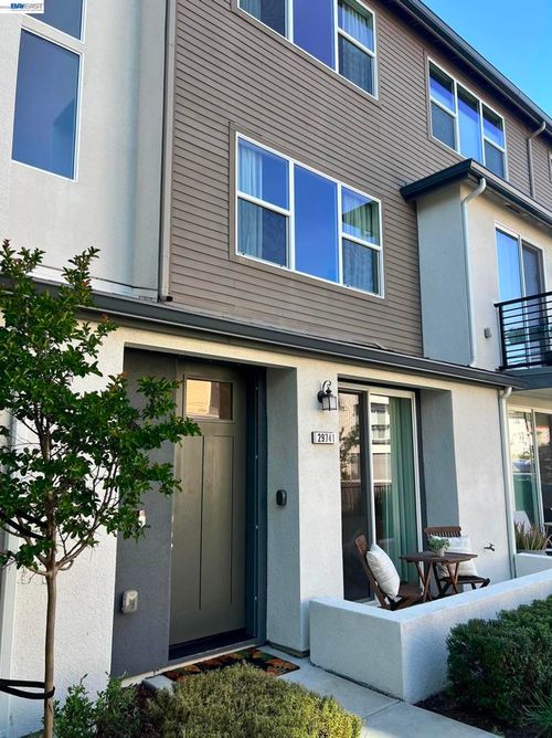 29741 Hansen, Hayward, CA, 94544-6724 | Card Image