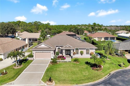 2035 Castle Garden Ln, NAPLES, FL, 34110-1093 | Card Image
