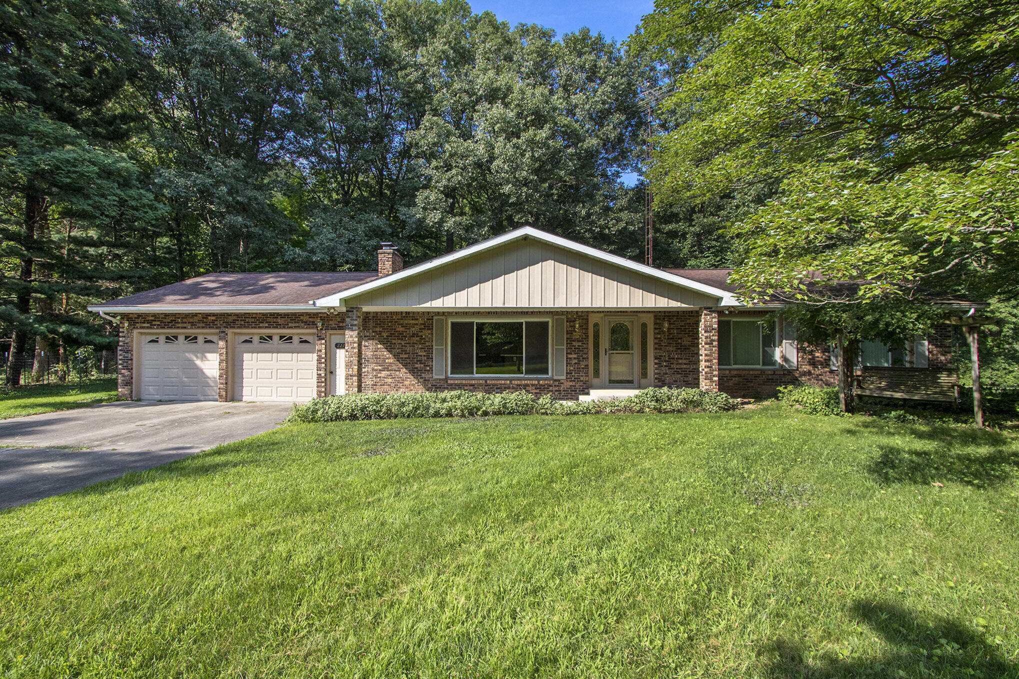 Thunderbird Dr, Niles, MI 49120