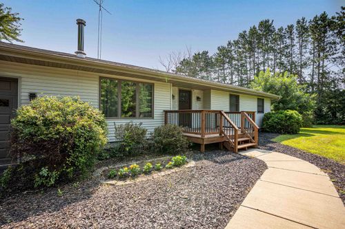 N9930 Pine Aire Dr, Wisconsin Dells, WI, 53965-8744 | Card Image