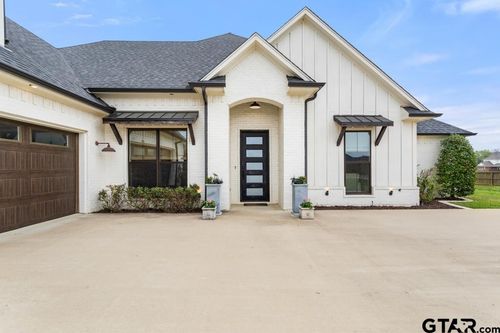 110 Coventry St, Bullard, TX, 75757-5700 | Card Image