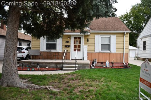 7725 Jackson St, Taylor, MI, 48180-2635 | Card Image