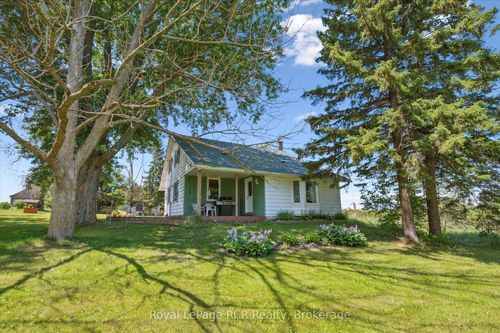 9206 Hwy 6 Highway, Wellington North, ON, N0G2E0 | Card Image