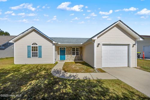 205 Fairmount Way, New Bern, NC, 28562-4869 | Card Image