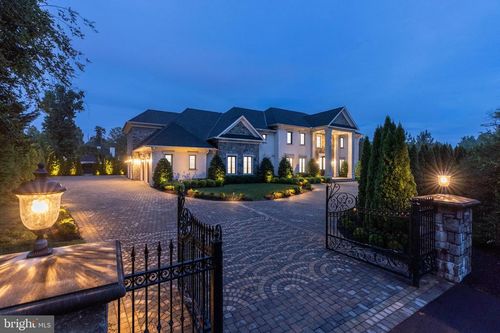 1181 Ballantrae Ln, MCLEAN, VA, 22101-2203 | Card Image