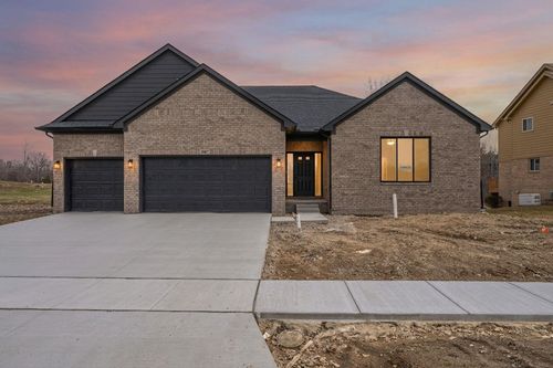 1087 Williamson Cir, Pontiac, MI, 48340-3314 | Card Image