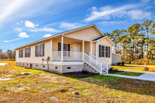 853 Yaupon Dr Sw, Calabash, NC, 28467-2805 | Card Image