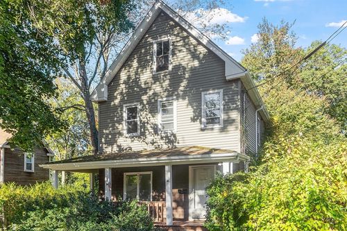 97 Hawthorne Ave, Auburndale, MA, 02466-3015 | Card Image