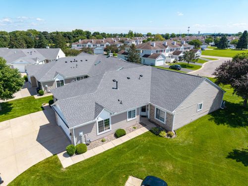 14516 Eureka Ct, Apple Valley, MN, 55124-5737 | Card Image