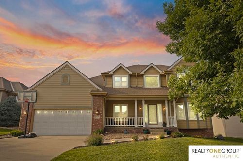 17812 Washington Circle, Omaha, NE, 68135-3023 | Card Image