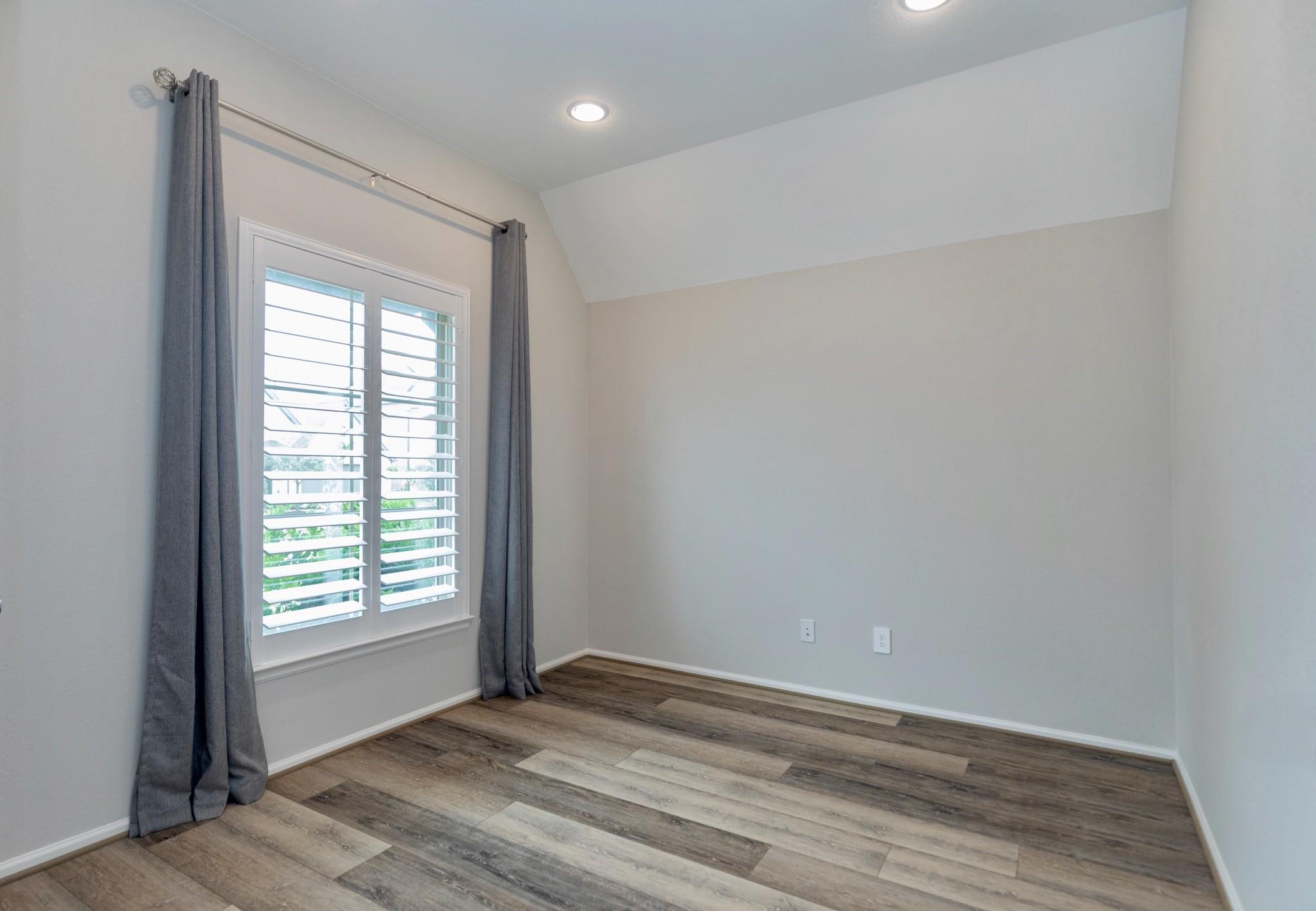 Residential Lease in Brookshire 5