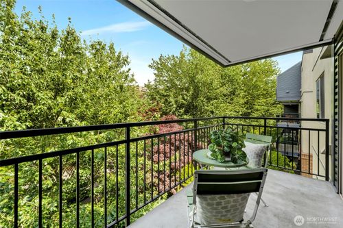 319-275 W Roy St, Seattle, WA, 98119-4455 | Card Image