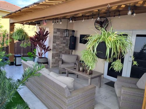 18816 Nw 52nd Ct, Miami Gardens, FL, 33055-2371 | Card Image