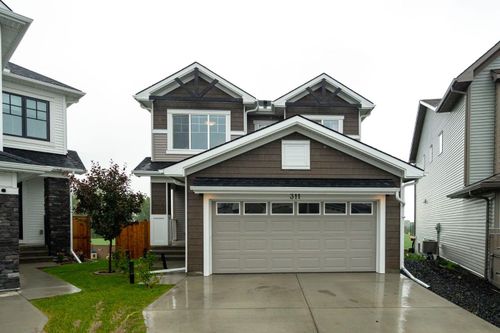 311 Monterey Place Se, High River, AB, T1V0H6 | Card Image
