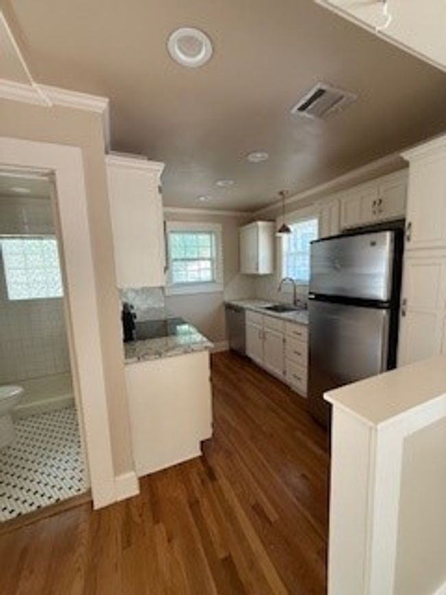 104 E 16 Th St, Home with 1 bedrooms, 1 bathrooms and null parking in Georgetown TX | Image 10