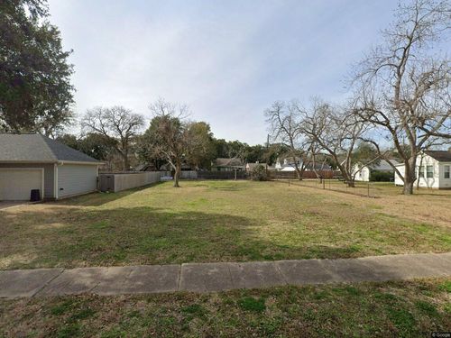 1210 San Jacinto St, Rosenberg, TX, 77471-3726 | Card Image