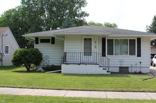 619 15th St N, Moorhead, MN, 56560-2159 | Card Image