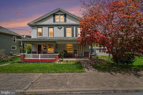 813 Main Street, LYKENS, PA, 17048 | Card Image