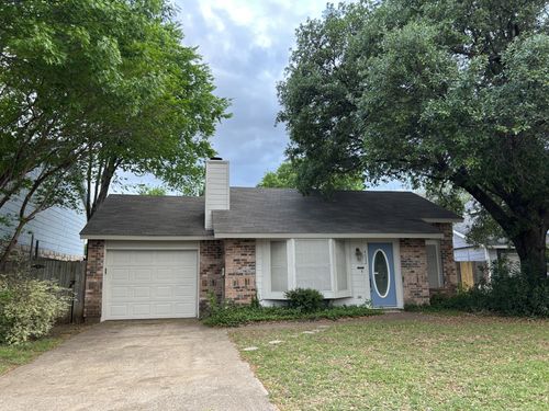 4632 Waterway Dr N, Fort Worth, TX, 76137-1530 | Card Image