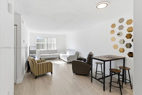 355-17255 Sw 95th Ave, Palmetto Bay, FL, 33157 | Card Image