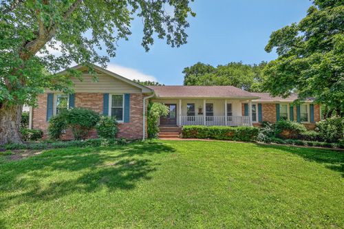 111 Countrywood Dr, Lebanon, TN, 37087 | Card Image