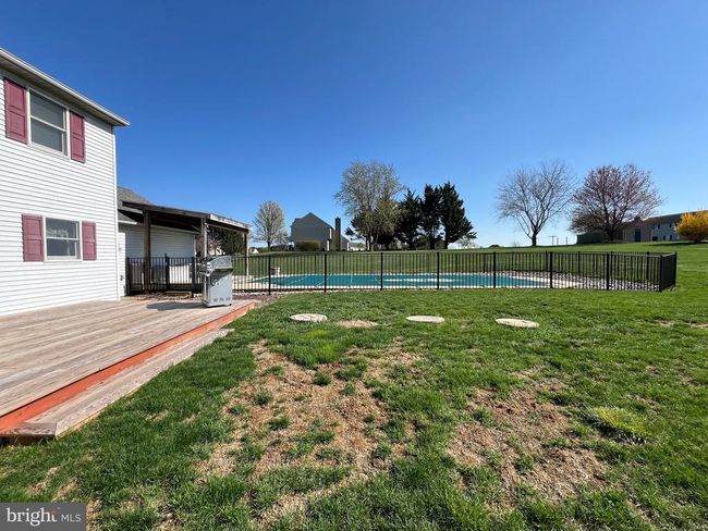 642 Meadow Hill Dr, House other with 3 bedrooms, 3 bathrooms and null parking in Narvon PA | Image 38