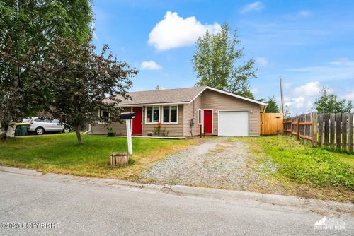 1502 Kepner Dr, Anchorage, AK, 99504-2426 | Card Image