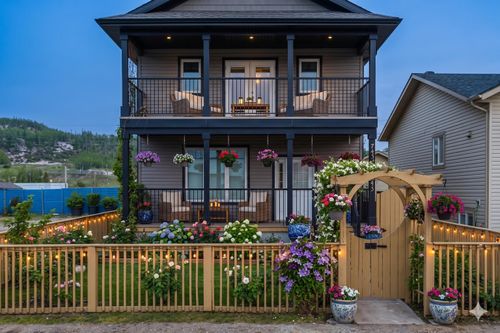 7423 Railway Ave, Fort Mcmurray, AB, T9H1C3 | Card Image