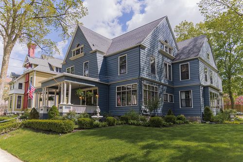 226 College Avenue Se, Grand Rapids, MI, 49503 | Card Image