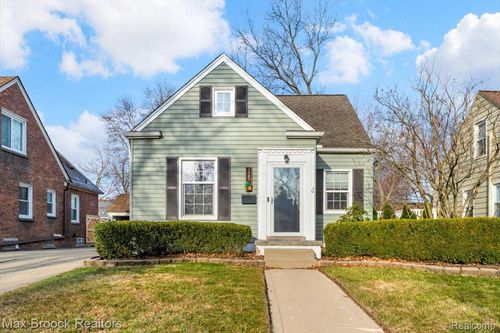 125 N Blair Ave, Royal Oak, MI, 48067-2001 | Card Image