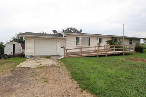 9158 State Road 81, Bloomington, WI, 53804-9769 | Card Image