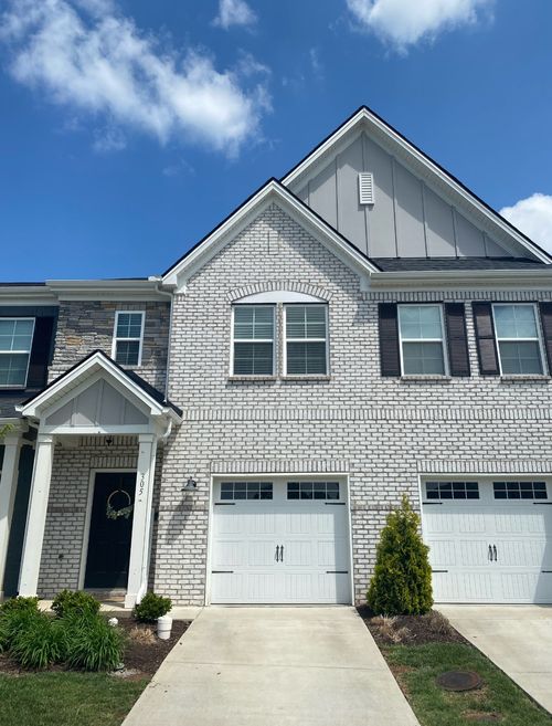 305 Victoria Dr, Lebanon, TN, 37090-2076 | Card Image