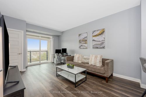 614-610 Farmstead Dr, Milton, ON, L9T8X5 | Card Image