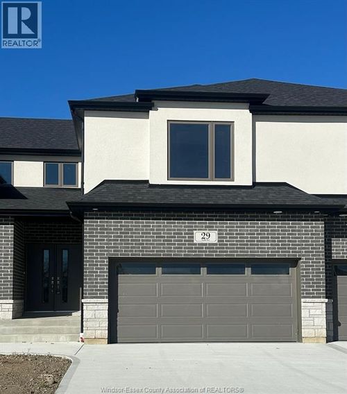29 Eagle St, Leamington, ON, N8H0G4 | Card Image