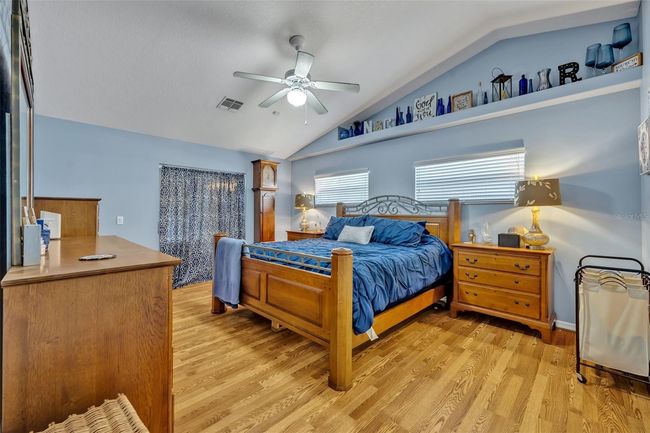 Primary Bedroom | Image 15