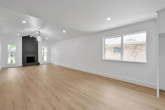 5015 Monteith Dr, House other with 3 bedrooms, 2 bathrooms and 2 parking in Spring TX | Image 18