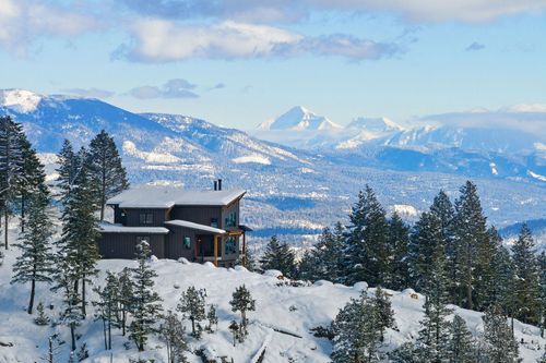 75 Meadows Dr, Whitefish, MT, 59937-1517 | Card Image